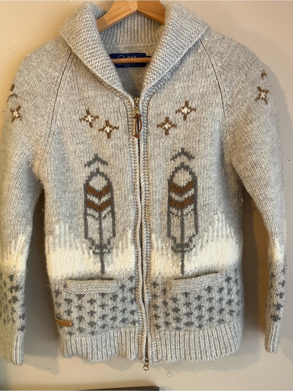 Granted Sweater Co Day Gray 100% Wool Feather Cowichan Style Zip Cardigan L